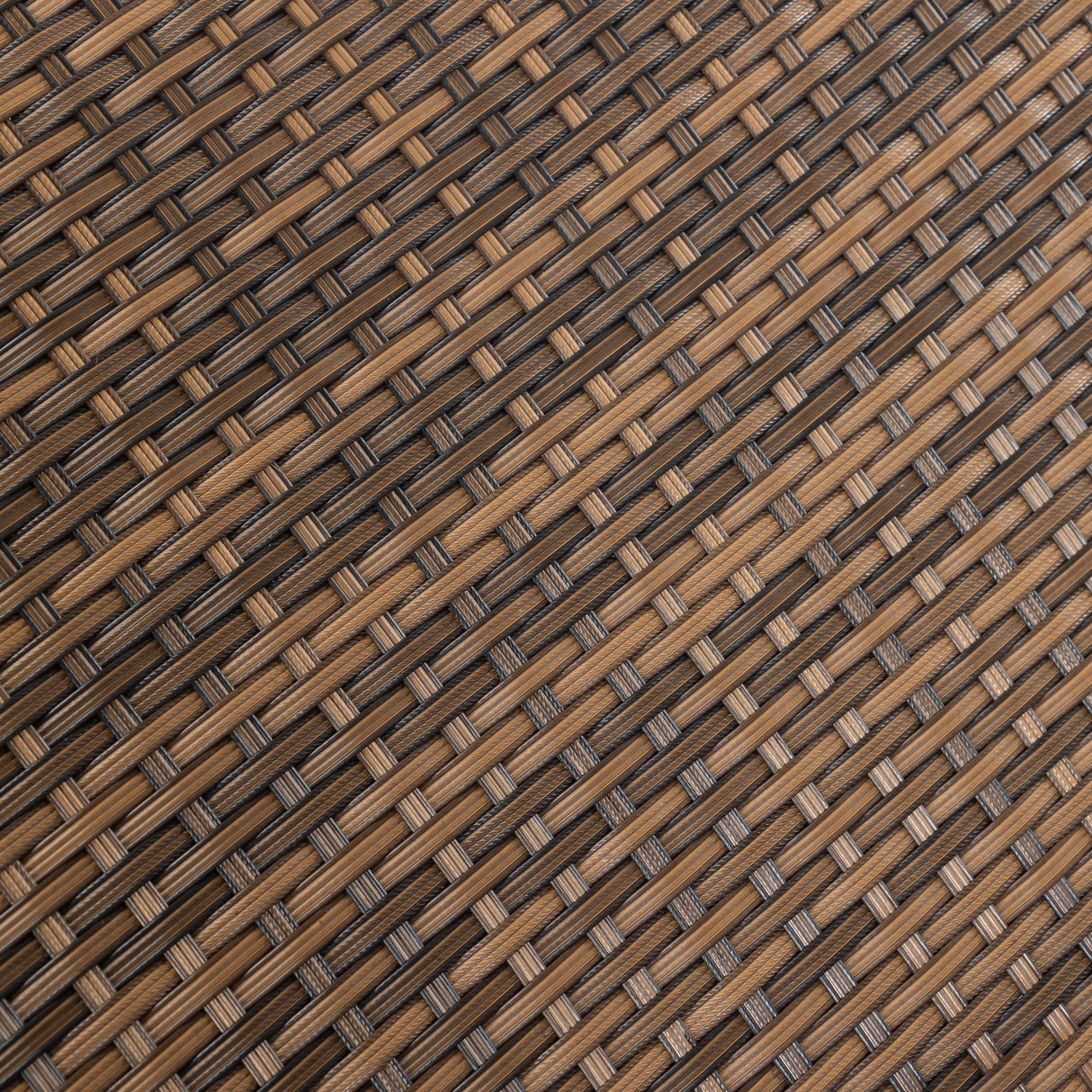 Luna Schommelstoel – Comfortabel genieten binnen én buiten