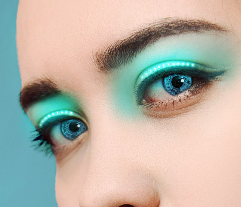 Led wimpers pro cyaan