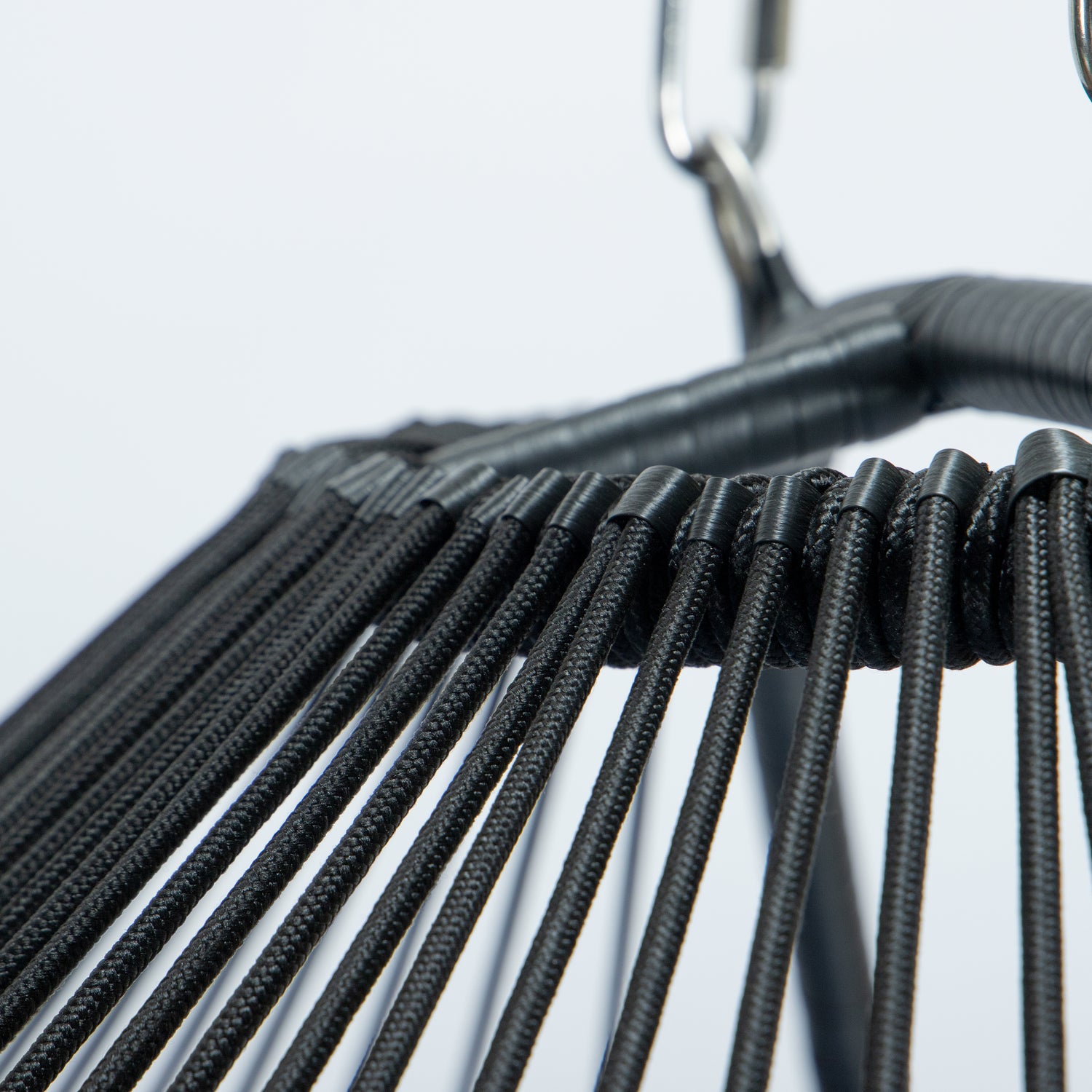 Hangstoel Oslo zwart weving